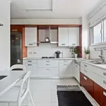 Rent 3 bedroom apartment in lisbon