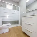 Rent a room of 100 m² in valencia