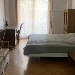 Rent 4 bedroom apartment in Athens