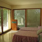 Alquilo 4 dormitorio casa de 460 m² en Las Chapas