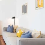 Rent 3 bedroom apartment of 15 m² in Lisbon