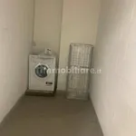 Affitto 1 camera appartamento di 55 m² in Bologna