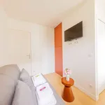 Rent 1 bedroom apartment of 11 m² in Paris