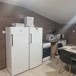 Rent 3 bedroom apartment of 50 m² in Kecskemét