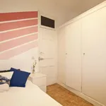 Rent a room of 140 m² in madrid