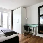 Miete 3 Schlafzimmer wohnung von 101 m² in Cologne