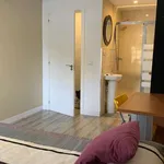 Rent a room in madrid