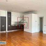 Rent 2 bedroom apartment of 80 m² in Milan