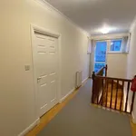 Rent 4 bedroom house in Scotland