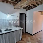 Rent 4 bedroom apartment of 80 m² in Genova