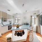 Rent 4 bedroom house in Port Macquarie