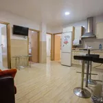 Rent a room of 75 m² in valencia