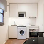 Rent 1 bedroom apartment of 35 m² in Barcelona