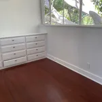 Rent 3 bedroom house of 200 m² in Los Angeles