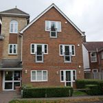 Rent 1 bedroom flat of 764 m² in Basingstoke and Deane