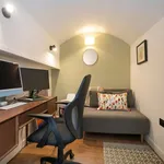 Rent 2 bedroom apartment in Edinburgh  City Centre