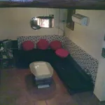 Rent 4 bedroom house of 100 m² in Granada']