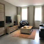 Appartement de 125 m² avec 5 chambre(s) en location à Waterloo