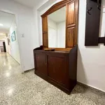 Rent a room of 130 m² in Valencia