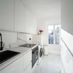 Appartement de 52 m² avec 4 chambre(s) en location à Paris