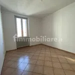 Affitto 4 camera appartamento di 100 m² in Alessandria