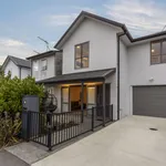 Rent 4 bedroom house in Maungakiekie-Tāmaki