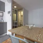 Rent a room in lisbon