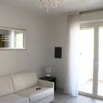 Rent 1 bedroom apartment of 65 m² in Rimini