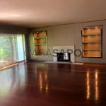 Rent 7 bedroom house of 435 m² in Porto