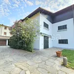 Rent 5 bedroom house of 300 m² in Vimercate