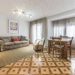 Rent a room of 85 m² in valencia