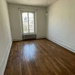 Appartement de 95 m² avec 4 chambre(s) en location à Reims