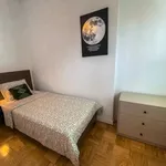 Rent 10 bedroom apartment in Porto