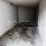 Appartamento in affitto a Lodi , non arredato/vuoto, box, parquet - TrovaCasa