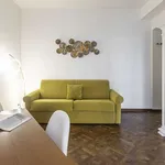 Rent 1 bedroom apartment of 60 m² in milan