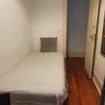 Rent a room in lisbon