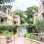 Rent 2 bedroom apartment in Hornsby