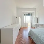 Rent 16 bedroom apartment in Lisbon