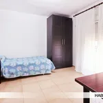 Alquilo 3 dormitorio apartamento de 12 m² en Seville