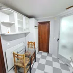 Rent a room of 105 m² in Albacete