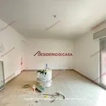 Affitto 3 camera appartamento di 104 m² in Lascari