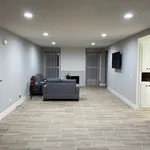 Rent 5 bedroom house in Chino