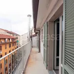 Rent 3 bedroom apartment of 104 m² in Milano