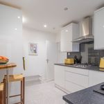 Rent 3 bedroom flat of 111 m² in Helensburgh