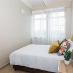 Rent 1 bedroom apartment in Johannesburg