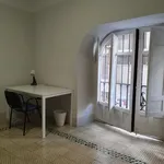 Rent 7 bedroom apartment in Granada