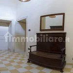 Affitto 5 camera appartamento di 130 m² in Brindisi