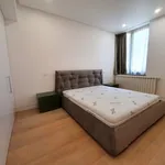 Rent 3 bedroom apartment of 135 m² in Bucharest