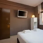 Rent 3 bedroom apartment of 60 m² in Barcelona