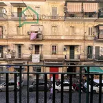 Affitto 3 camera appartamento di 71 m² in Naples